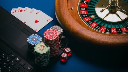 Best Poker Table Dubai